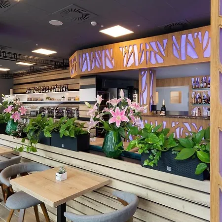 Onyx Aquamarina By Baltico * Miedzyzdroje