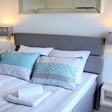 Onyx Aquamarina By Baltico * Miedzyzdroje